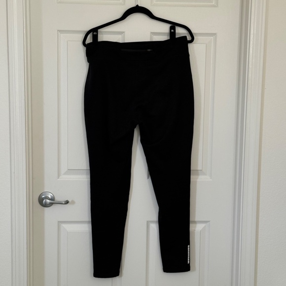 LL Bean Women's Primaloft leggings, size Large, medium tall - Picture 6 of 14